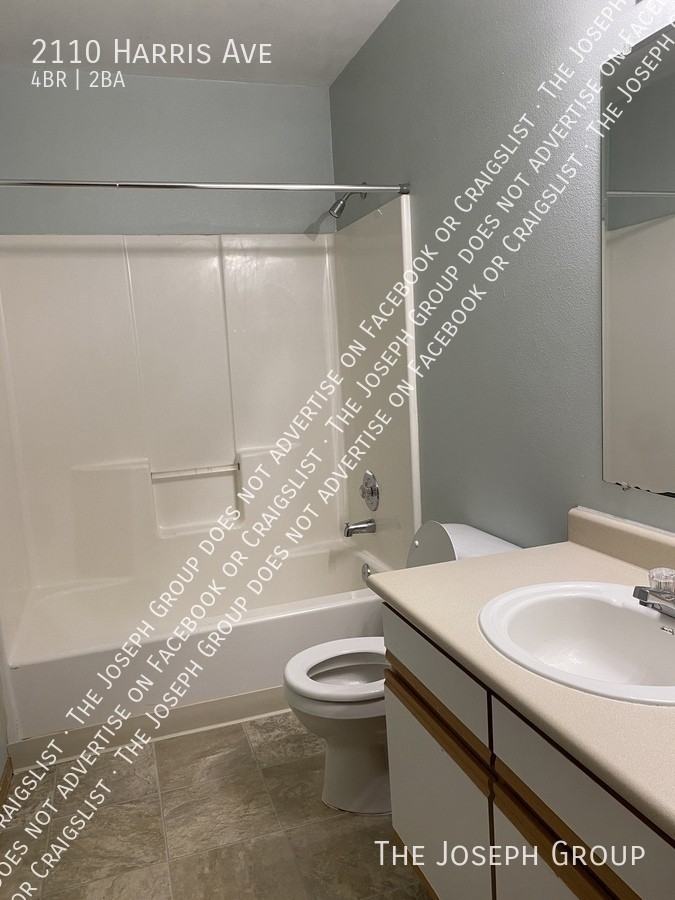 2110 Harris Ave - Photo 7 of 23