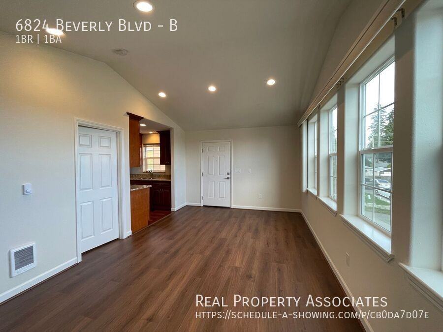 6824 Beverly Blvd #B - Photo 4 of 11