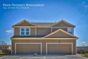 featured image of 2076 S 137th St