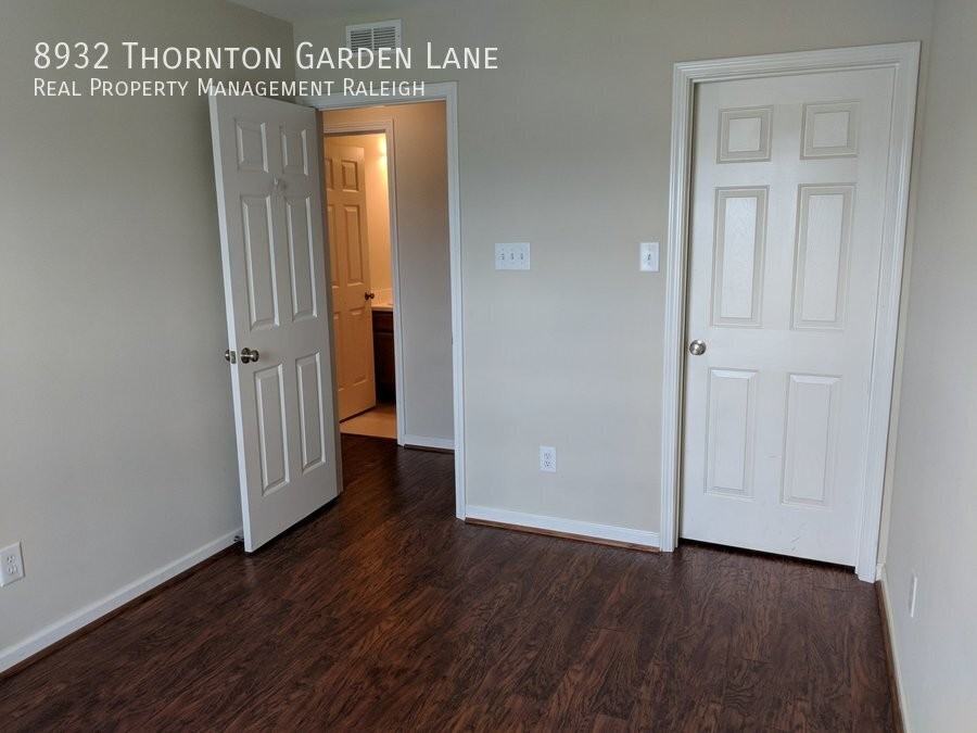 8932 Thornton Garden Ln - Photo 4 of 6