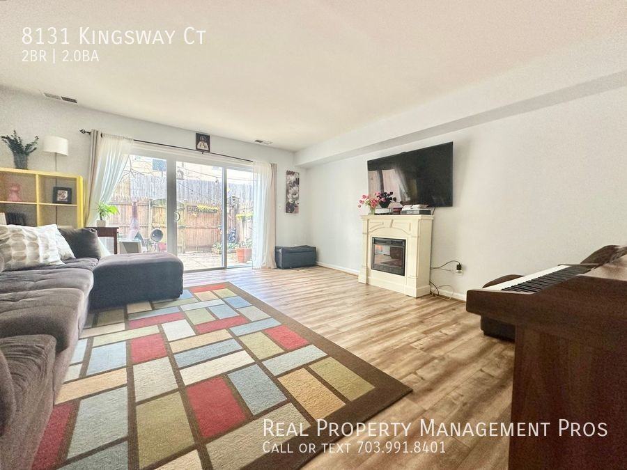 8131 Kingsway Ct - Photo 6 of 28