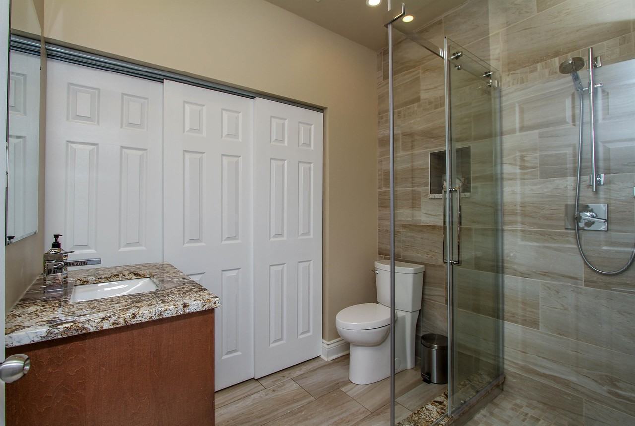 377 Wilbrod St #1 - Photo 2 of 35