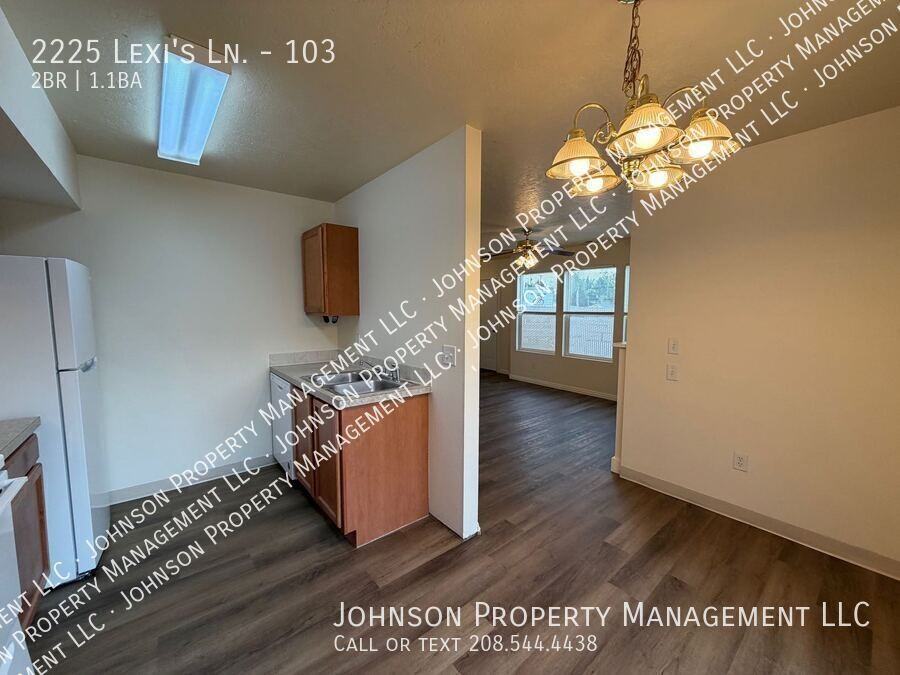 2225 Lexis Ln #103 - Photo 4 of 14