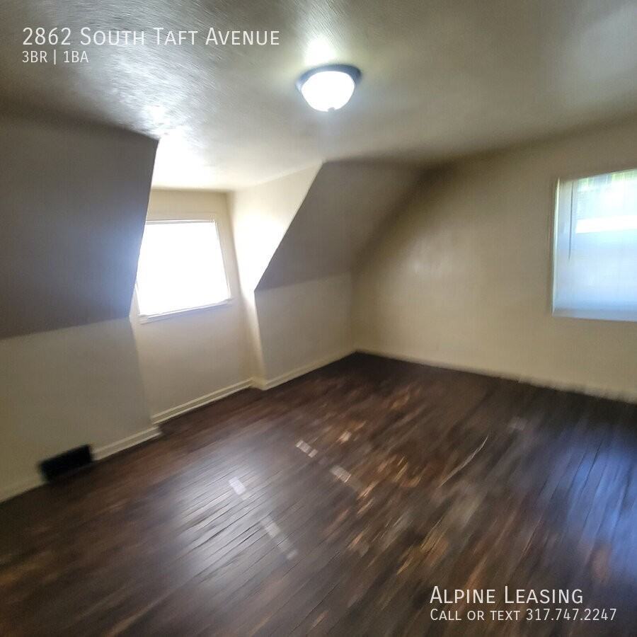 2862 S Taft Ave - Photo 2 of 7