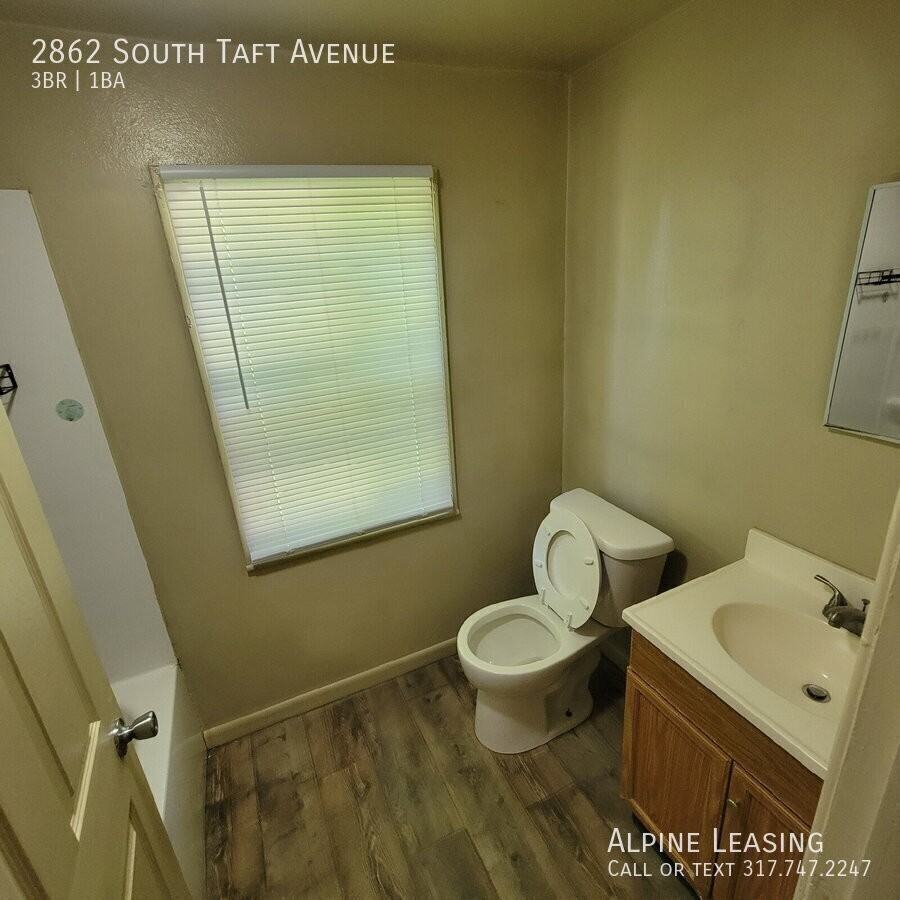 2862 S Taft Ave - Photo 3 of 7