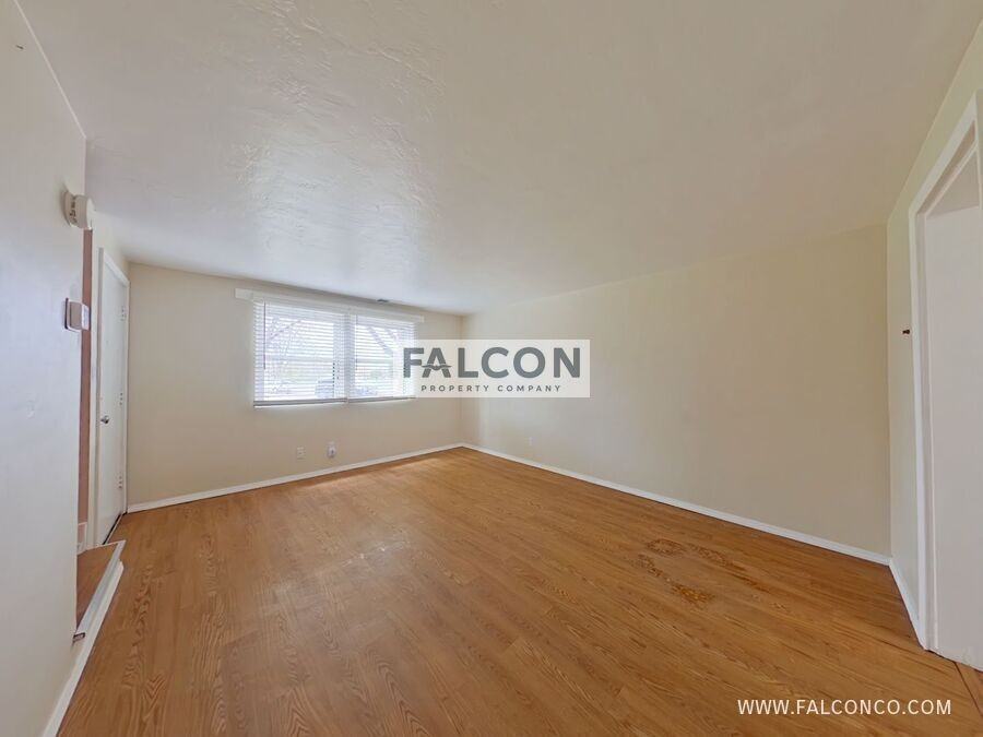 2431 Paseo Rd - Photo 3 of 13