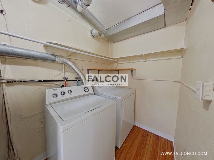 2431 Paseo Rd - Photo 5 of 13