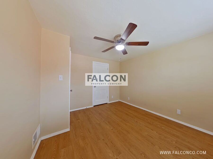 2431 Paseo Rd - Photo 7 of 13