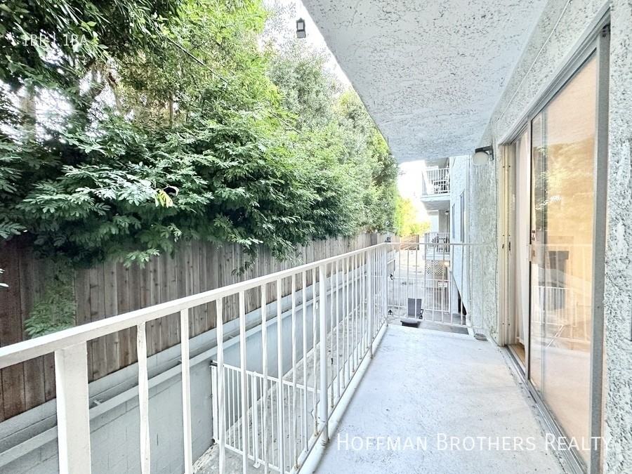 1515 S Beverly Dr #305 - Photo 6 of 13