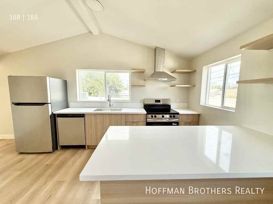 3018 7/8 9th Ave - Photo 2 of 7