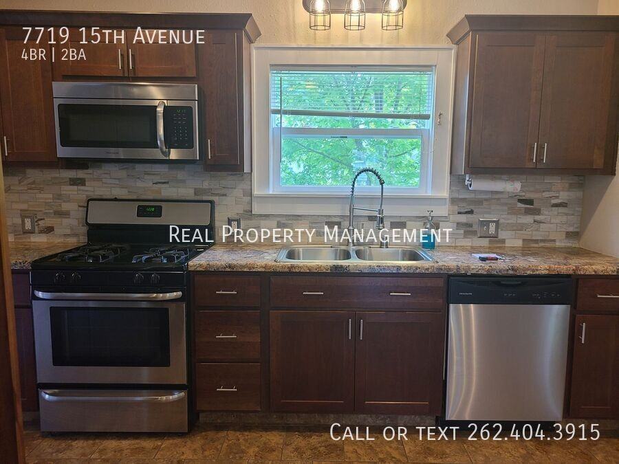 7719 15th Ave - Photo 2 of 27