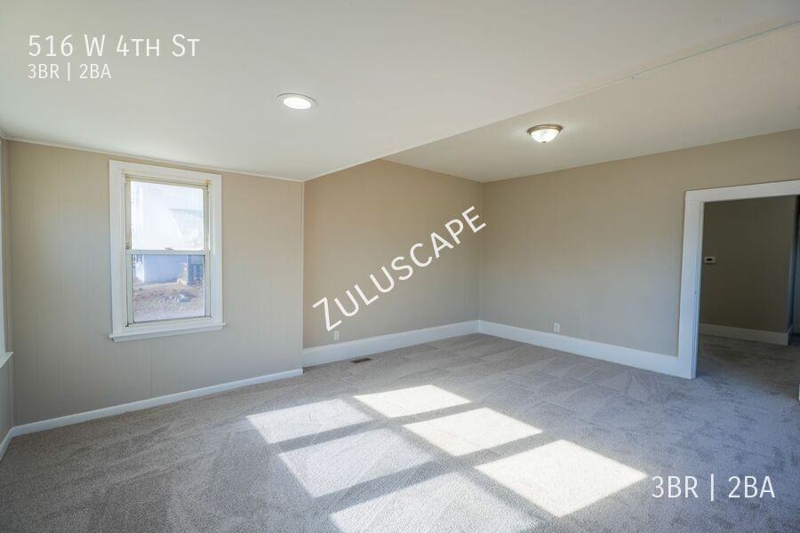 516 W 4th St - Photo 2 of 22
