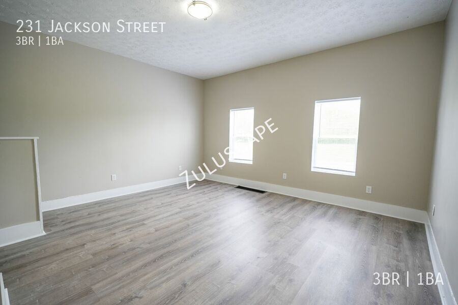 231 Jackson St - Photo 3 of 21