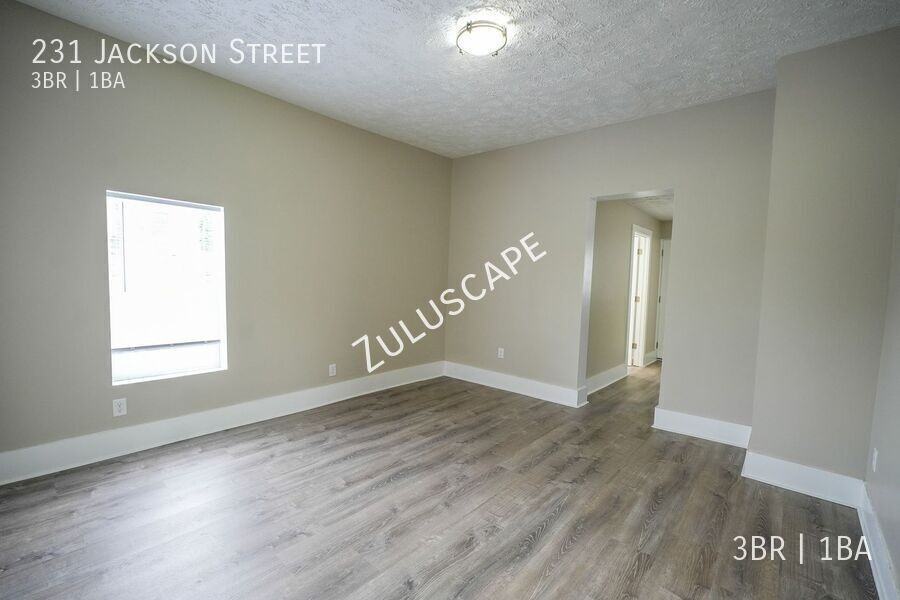 231 Jackson St - Photo 5 of 21