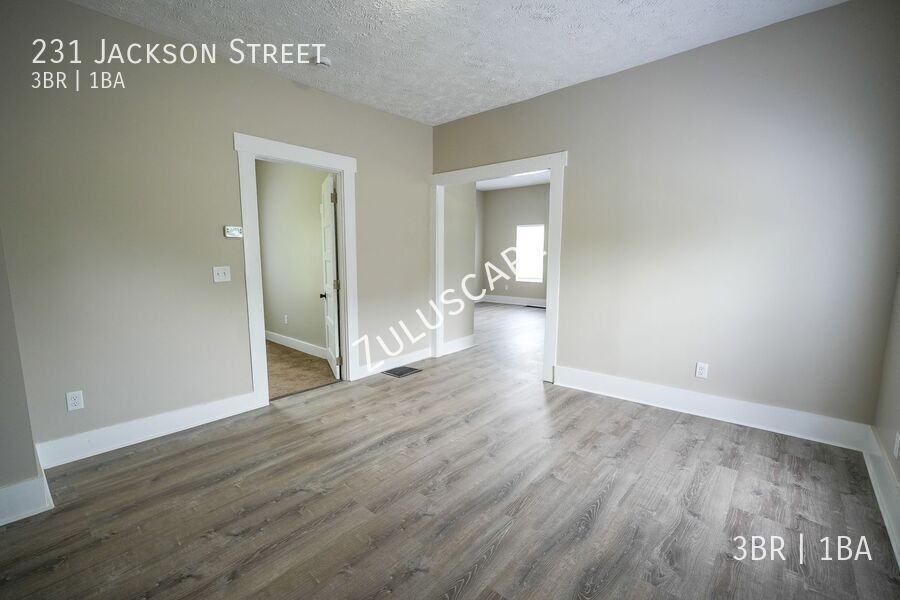 231 Jackson St - Photo 6 of 21