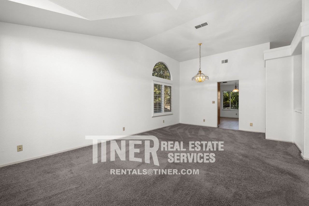 180 Briggs Ranch Dr - Photo 6 of 38