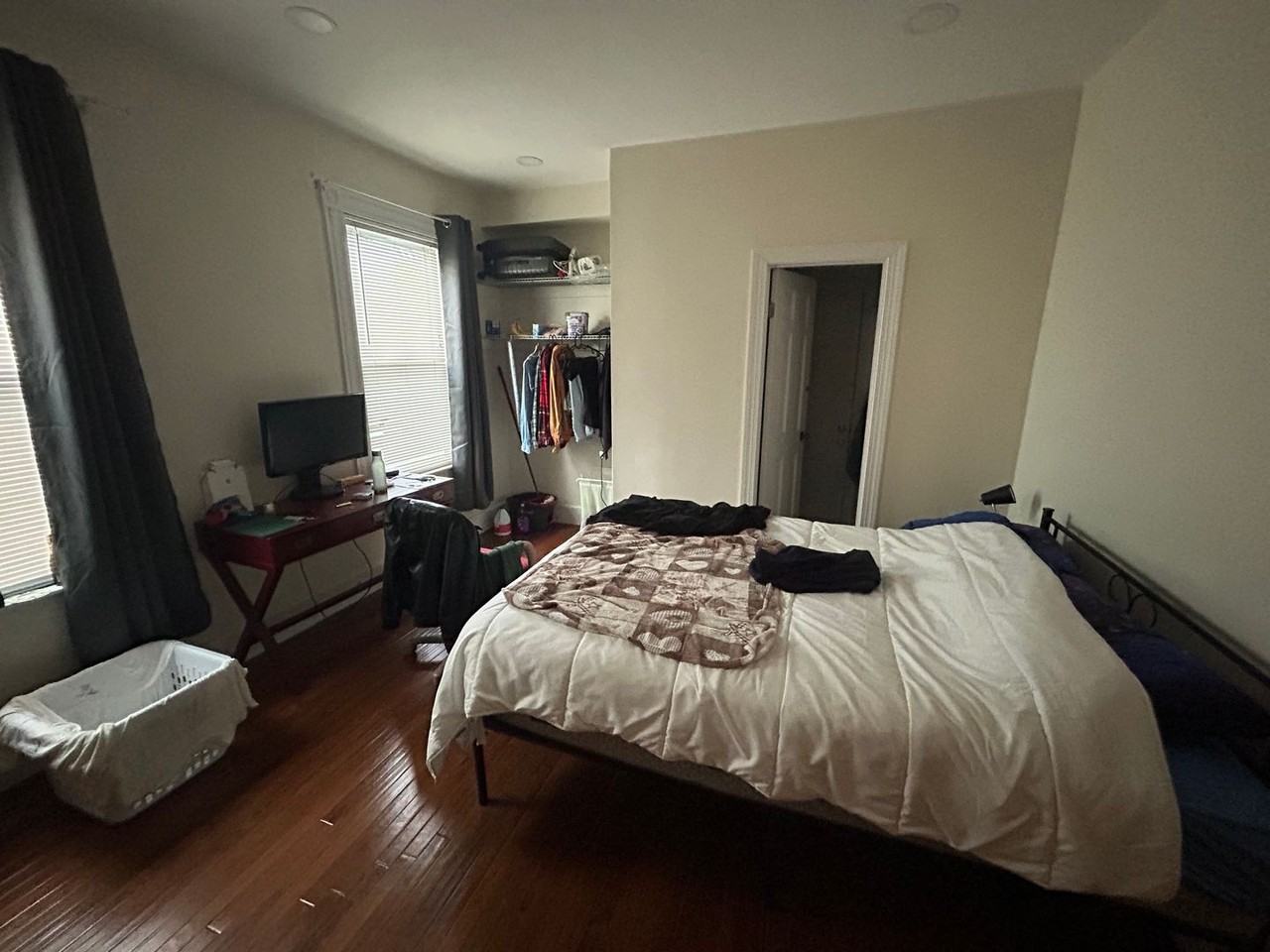 190 Highland St - Photo 2 of 11
