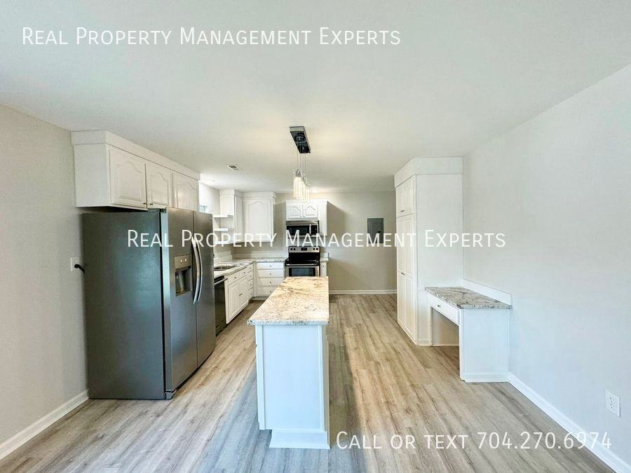 1855 Lane St - Photo 2 of 15