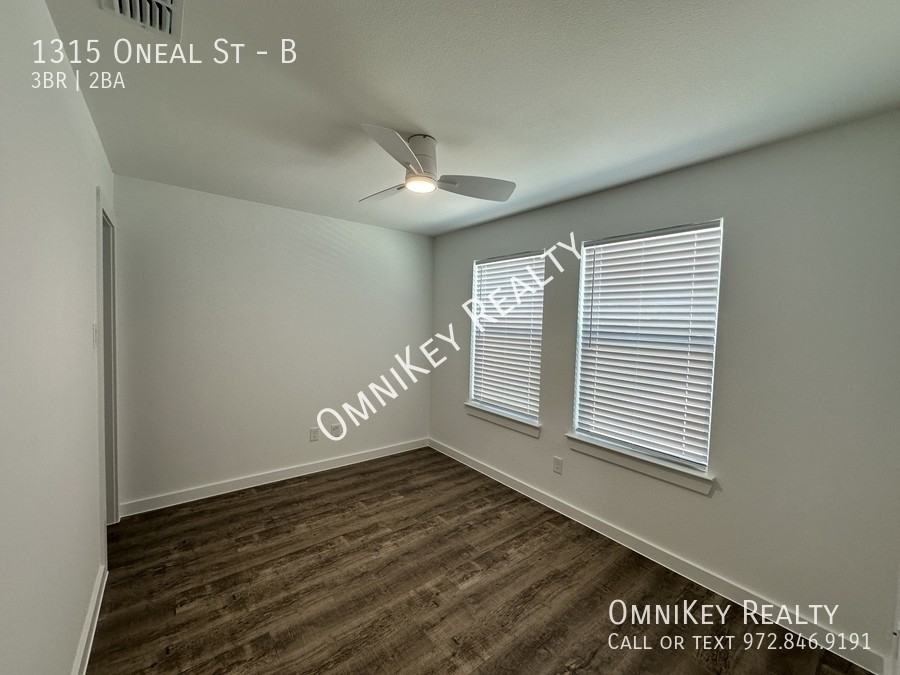 1315 Oneal St #B - Photo 7 of 16