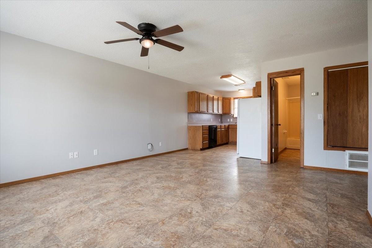 5009 W 5th Pl #NA - Photo 6 of 16
