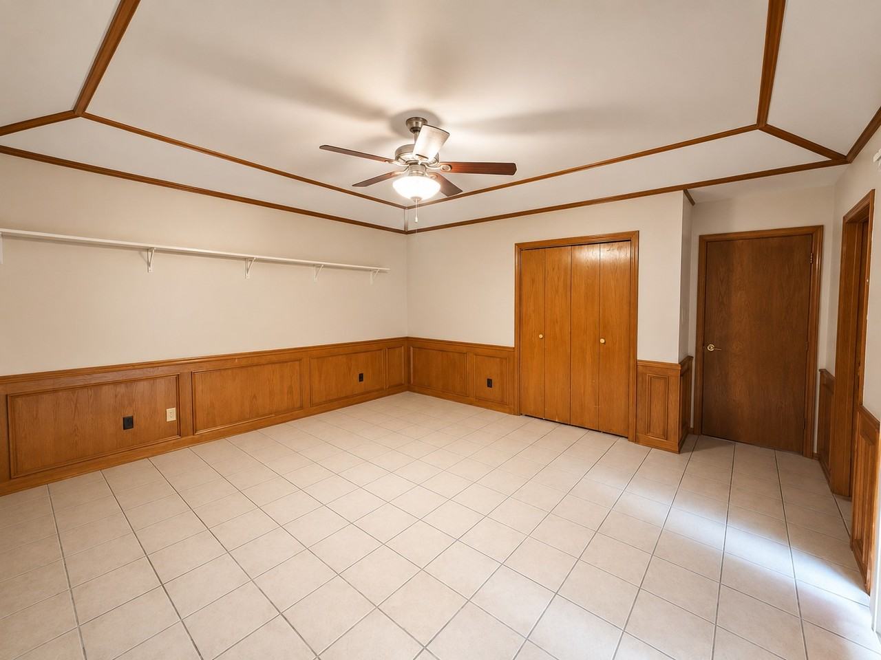 301 E La Vista Ave #A - Photo 4 of 12