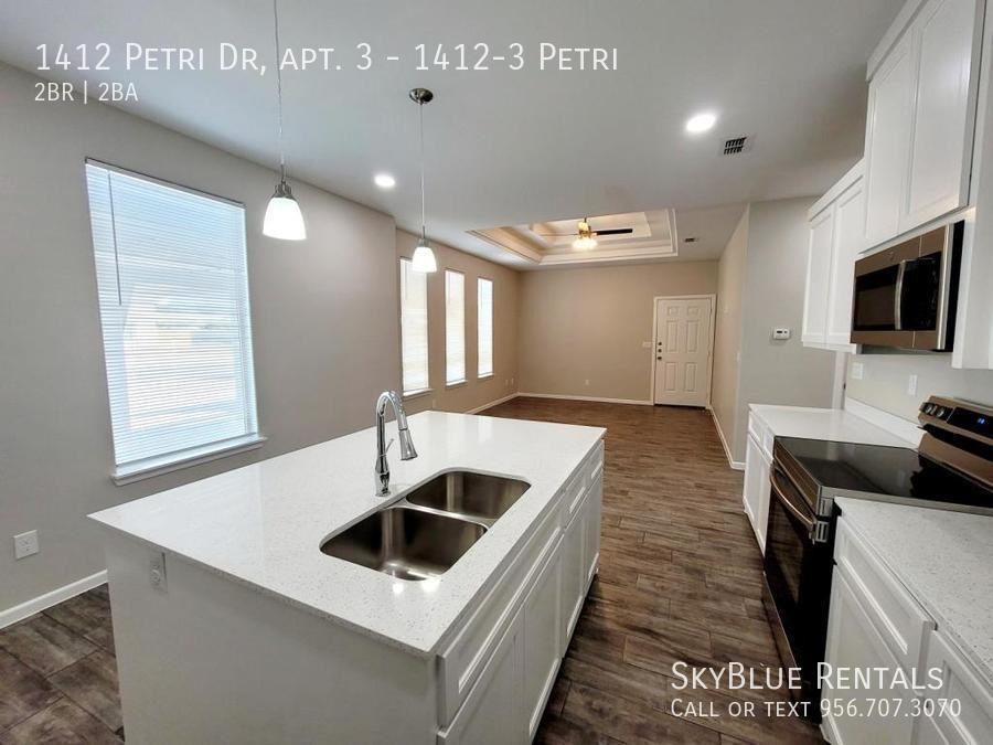 1412 Petri Dr - Photo 3 of 11
