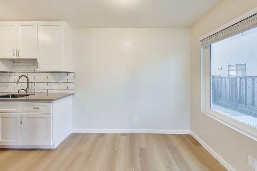 457 Ruth Ct - Photo 5 of 9