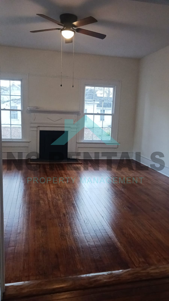 307 N Parker St #305 - Photo 5 of 27