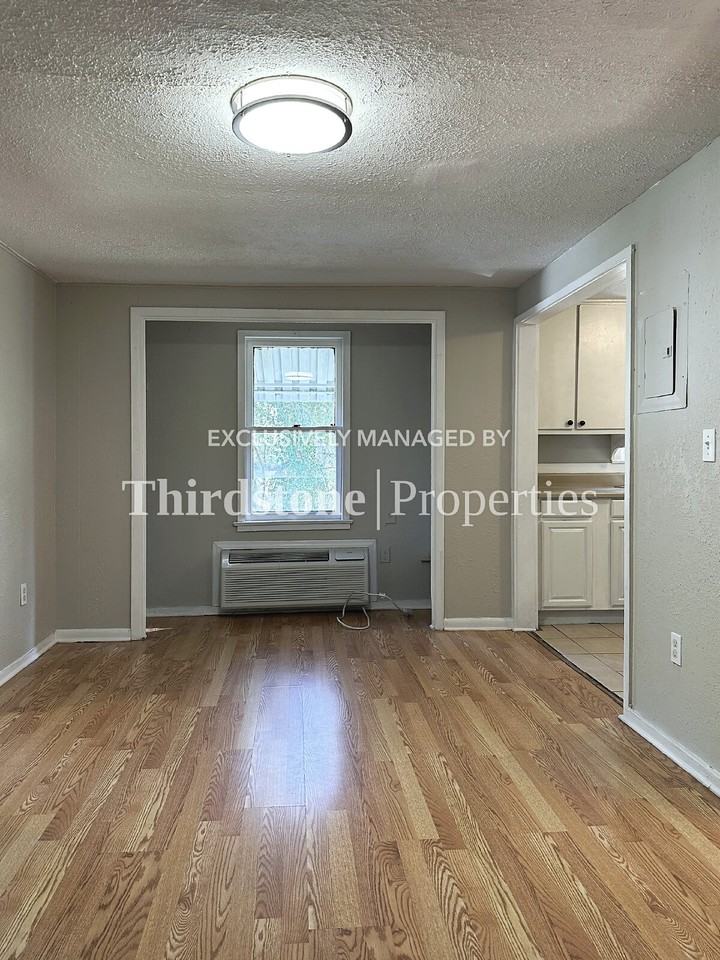 92 W 55th St #B - Photo 7 of 18