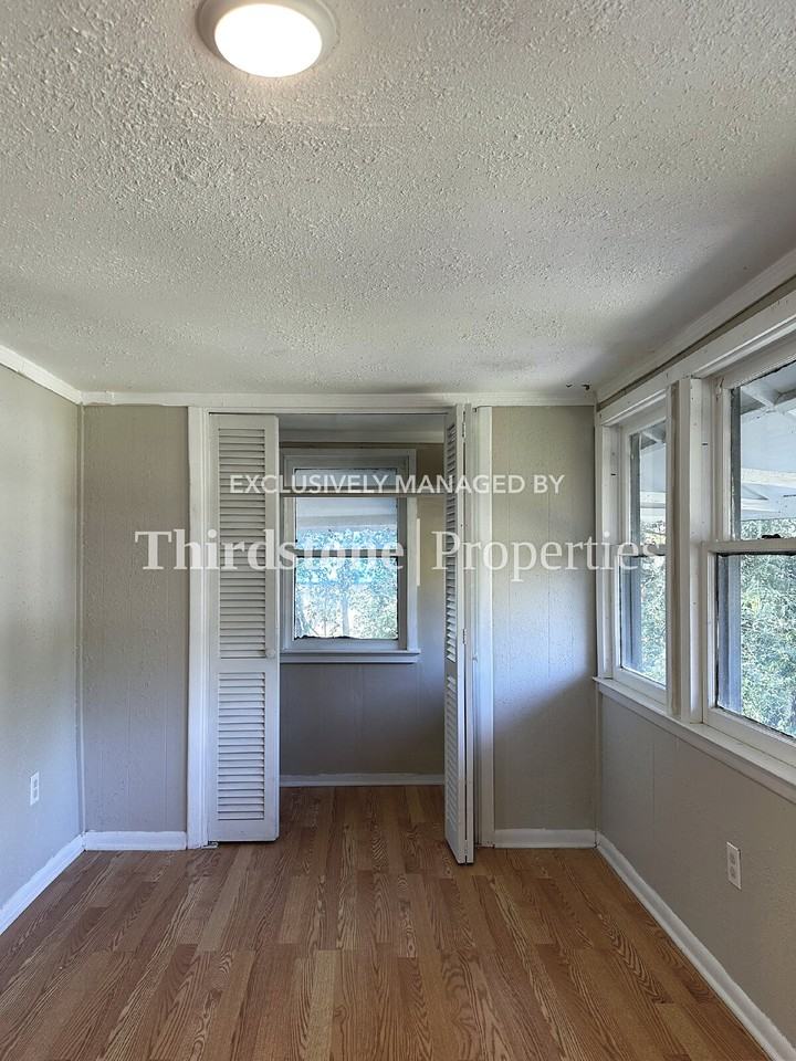 92 W 55th St #B - Photo 7 of 17