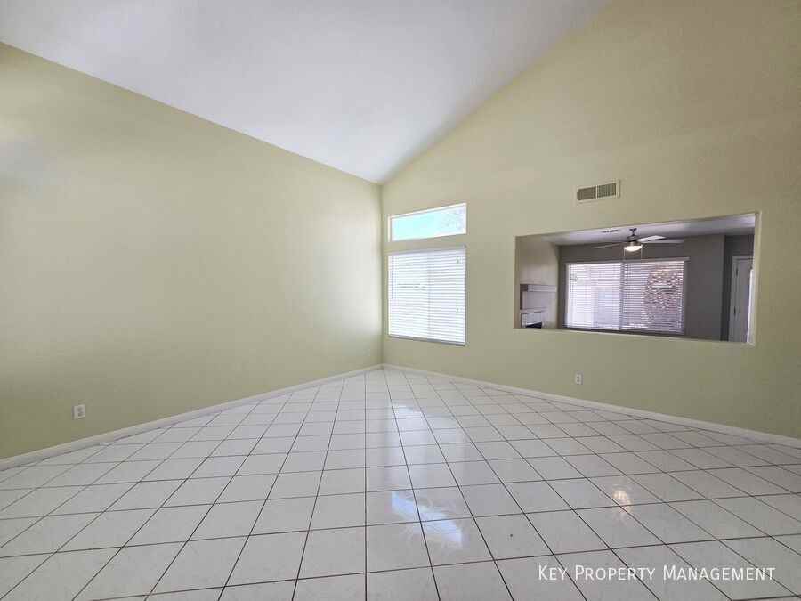 4613 Fireside Ln - Photo 5 of 29