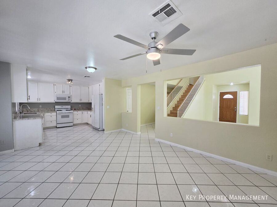 4613 Fireside Ln - Photo 7 of 29