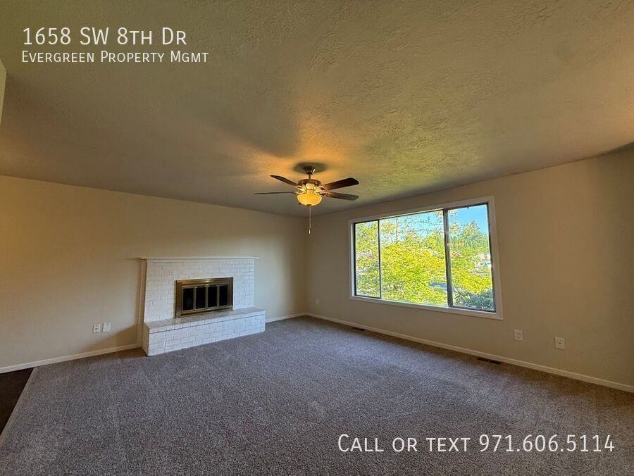 1658 Sw 8th Dr - Photo 4 of 37