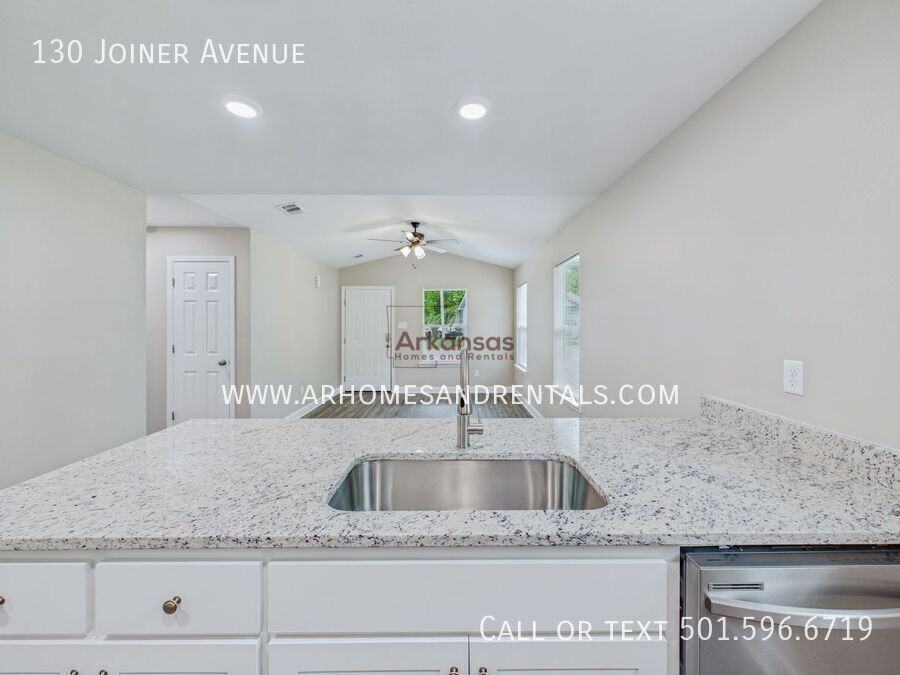 130 Joiner Ave - Photo 4 of 19