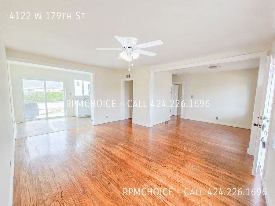 4122 W 179th St - Photo 2 of 21