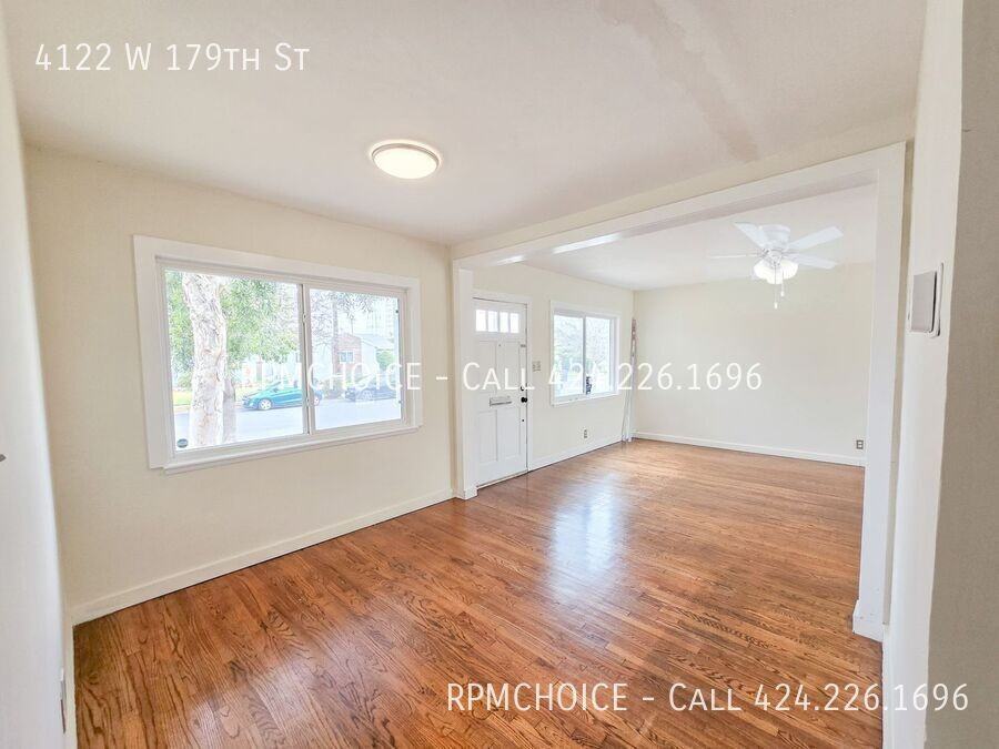 4122 W 179th St - Photo 3 of 21