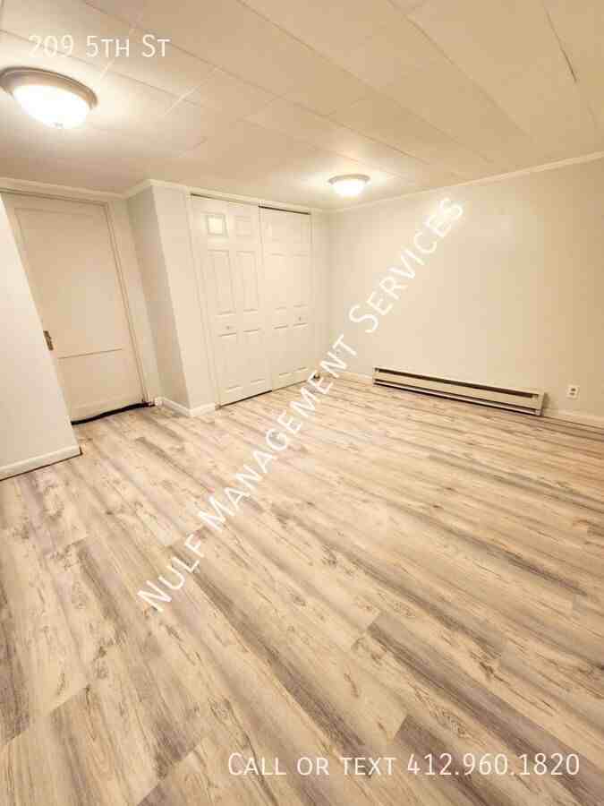 209 5th St - Photo 4 of 4