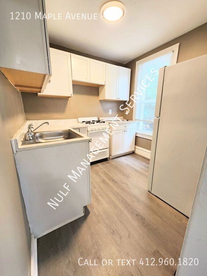 1210 Maple Ave #1 - Photo 2 of 5