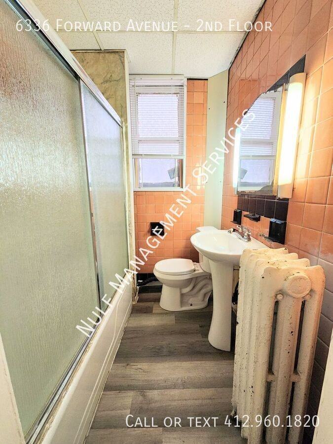 6336 Forward Ave #2ndFL - Photo 5 of 10