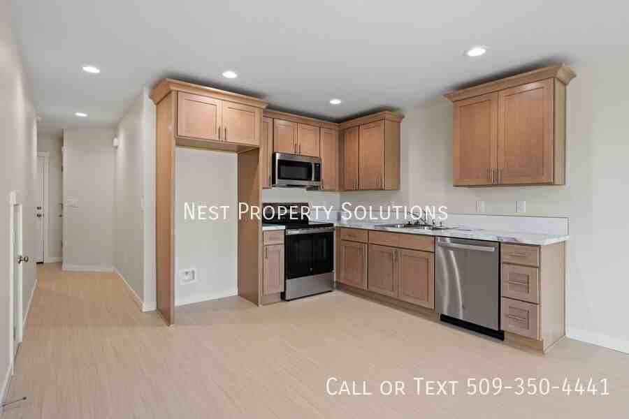 1613 W Lee St #C - Photo 7 of 20