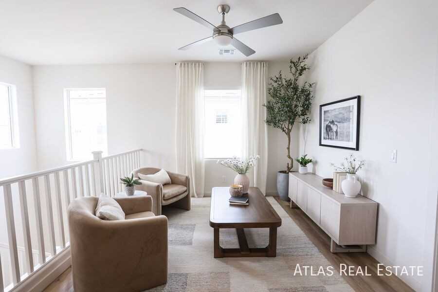 1530 W Sierra Vista Dr - Photo 7 of 26
