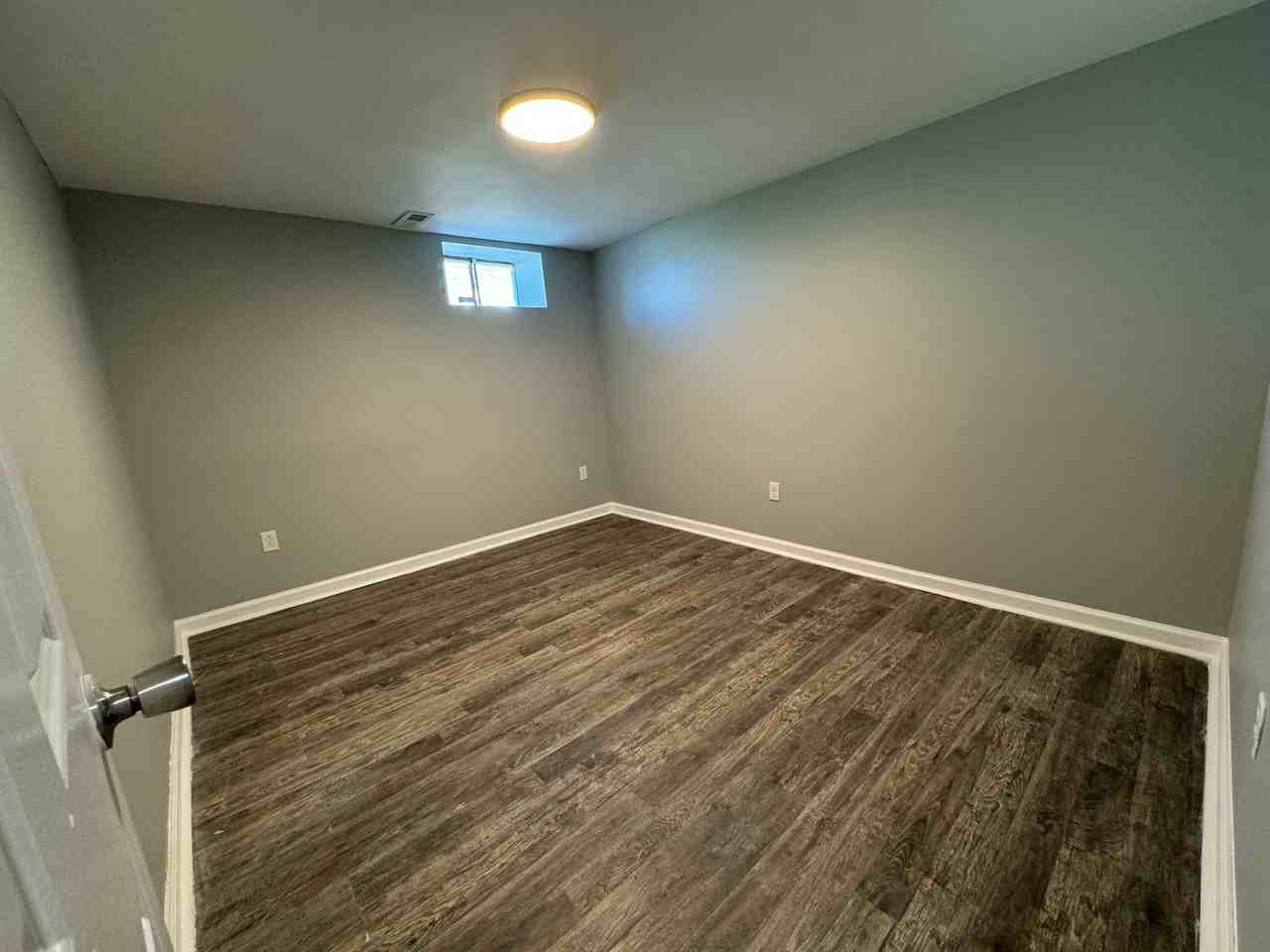 324 Hillcrest Ave ##(Z1 - Photo 5 of 16