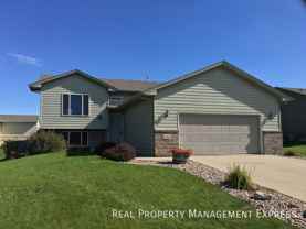 2508 N Aidan Ave - Photo 1 of 1