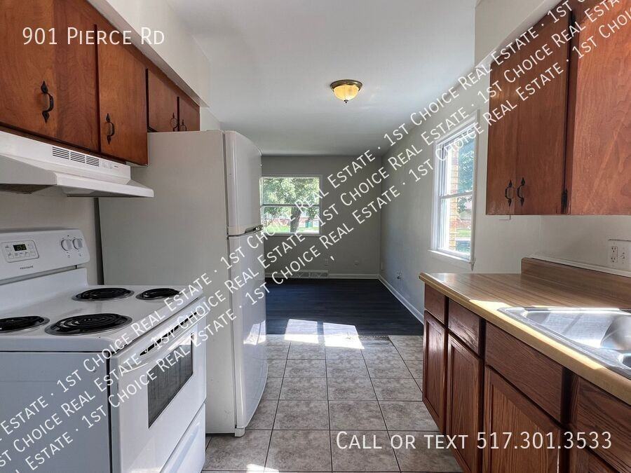 901 Pierce Rd - Photo 3 of 16