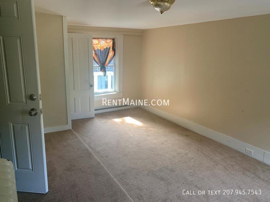 96 Grove St #3 - Photo 3 of 8