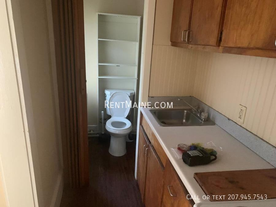 96 Grove St #3 - Photo 6 of 8