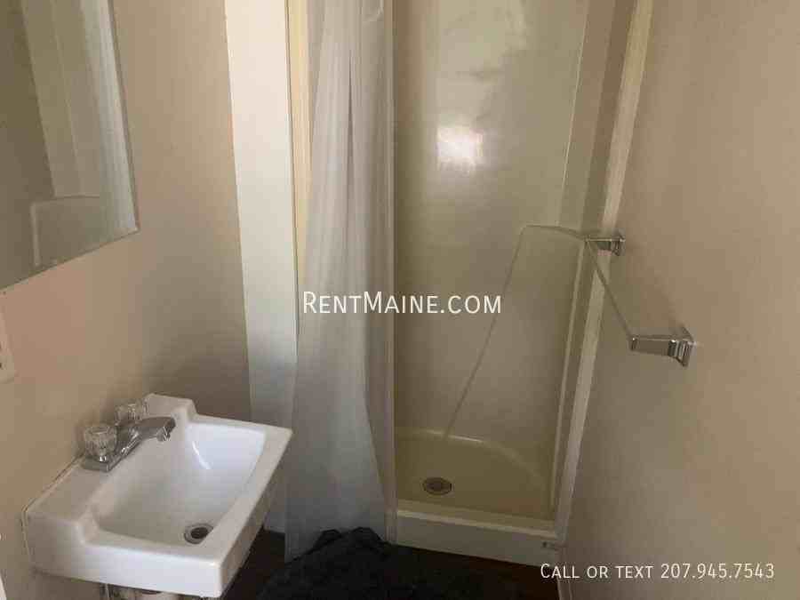 96 Grove St #3 - Photo 7 of 8