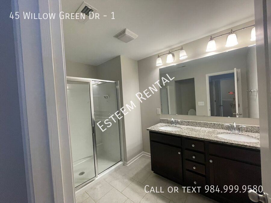 45 Willow Green Dr #1 - Photo 6 of 13