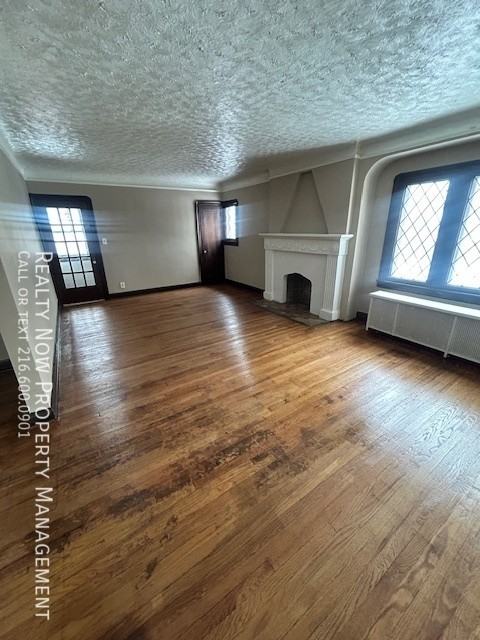 3428 Superior Park Dr 2nd Fl - Photo 2 of 19
