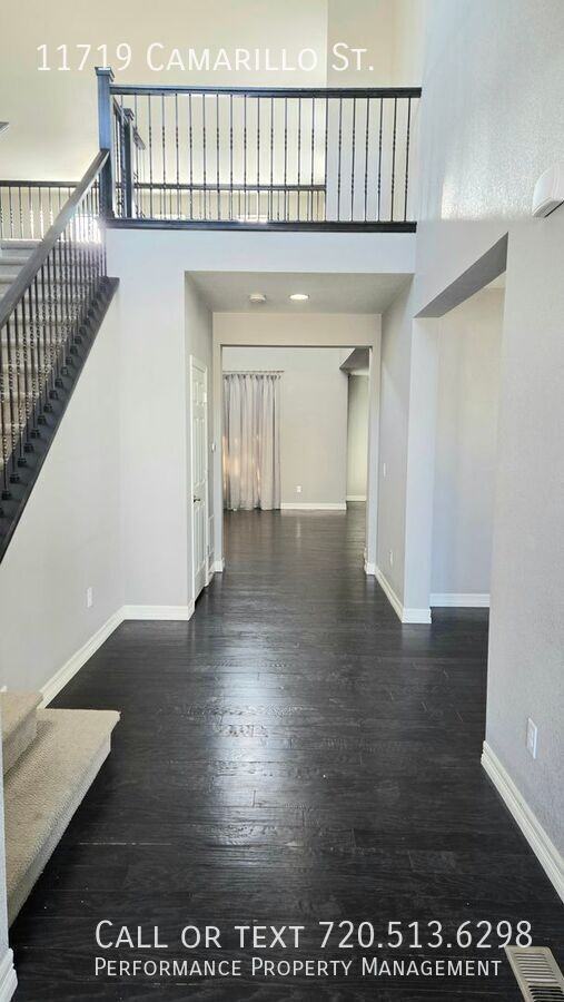 11719 Camarillo St - Photo 2 of 39